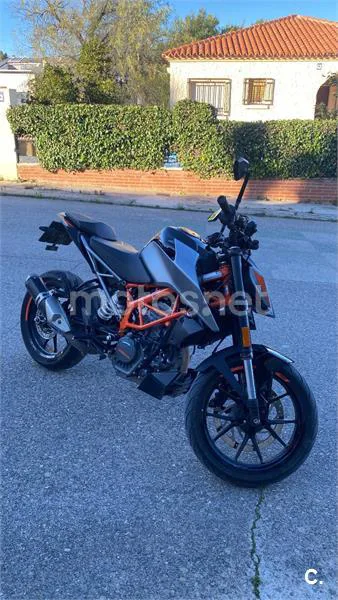 KTM 125 – Vista 4