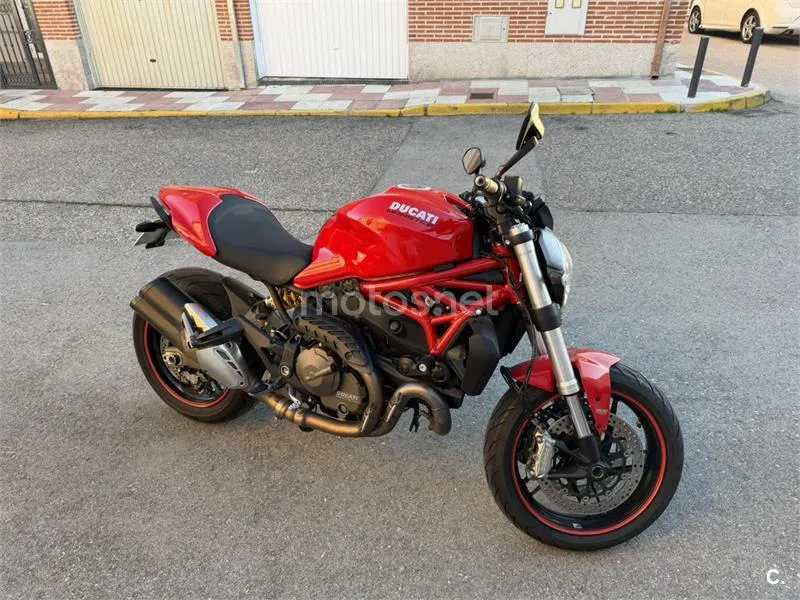 Ducati Monster 821 – Vista 5