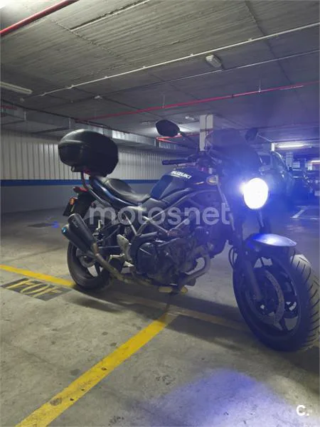 Suzuki SV 650 – Vista 2
