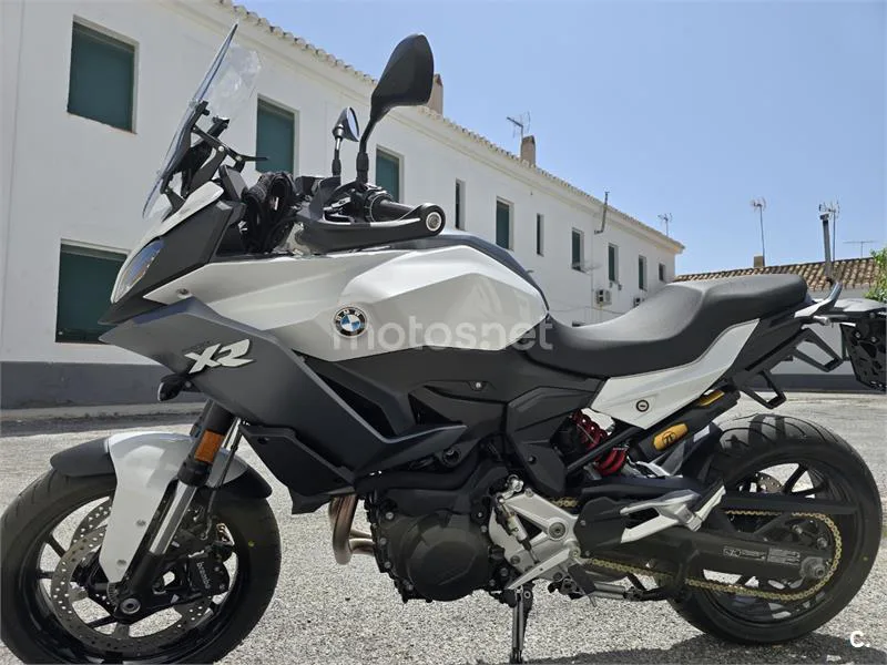 BMW F 900 XR – Vista 3