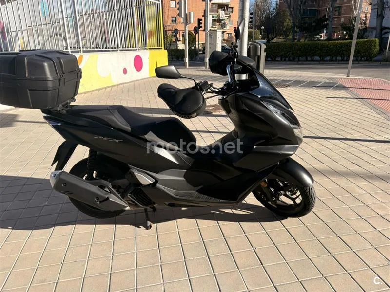 Honda PCX 125 – Vista 11