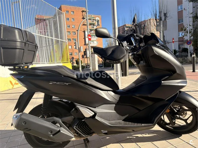 Honda PCX 125 – Vista 6