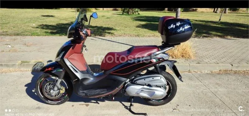 Piaggio Beverly – Vista 3