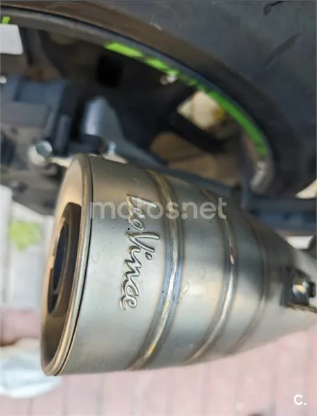 Kawasaki Z 750 – Vista 5