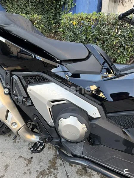 Honda X-ADV – Vista 7