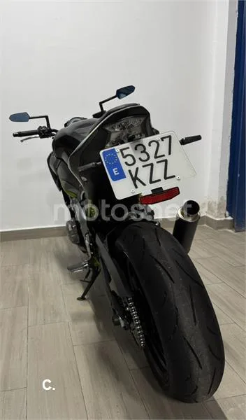 Kawasaki Z 900 – Vista 6