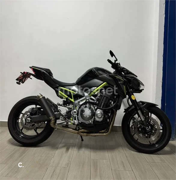 Kawasaki Z 900 – Vista 8
