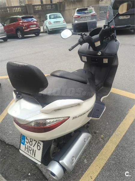 Suzuki Burgman 200 – Vista 2