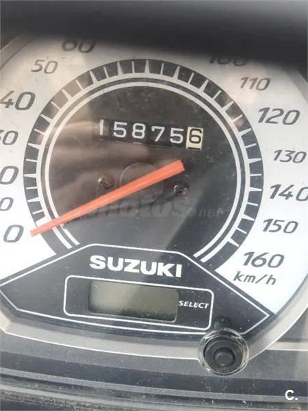 Suzuki Burgman 200 – Vista 4