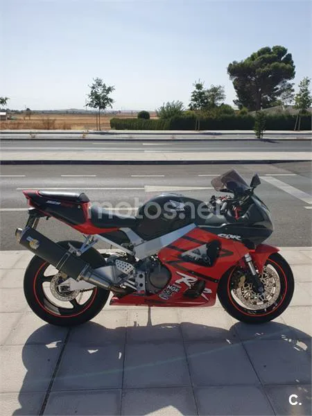 Honda CBR 900RR FIREBLADE – Vista 11