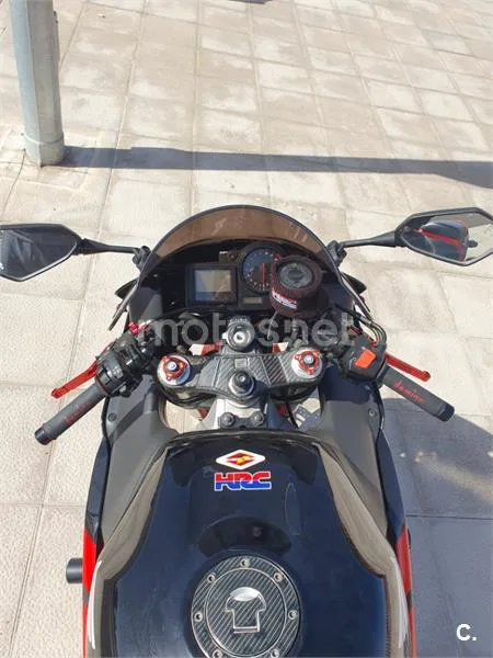 Honda CBR 900RR FIREBLADE – Vista 5