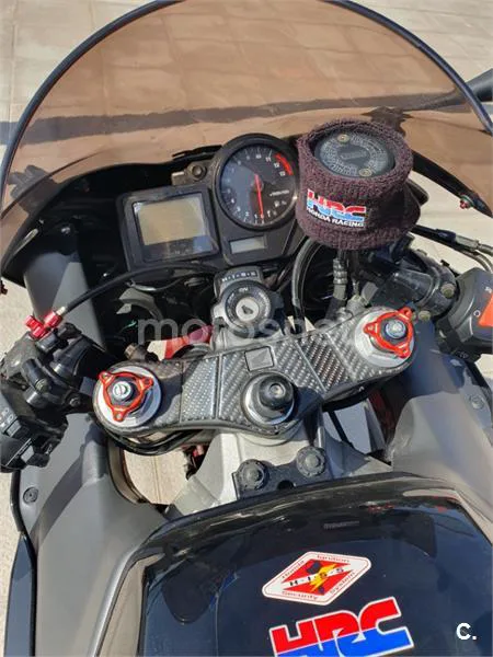 Honda CBR 900RR FIREBLADE – Vista 9