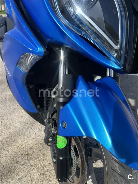 Kymco K-XCT 300i – Vista 4