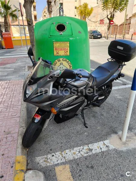 Suzuki GS 500F – Vista 3