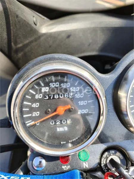 Suzuki GS 500F – Vista 6