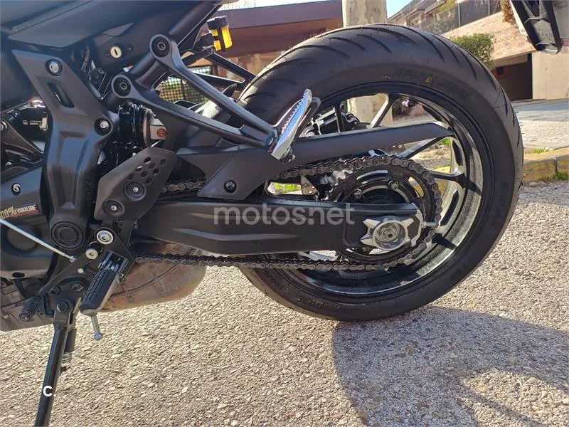 Yamaha MT-07 – Vista 11