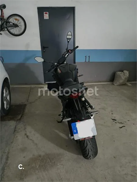 Yamaha MT-07 – Vista 15