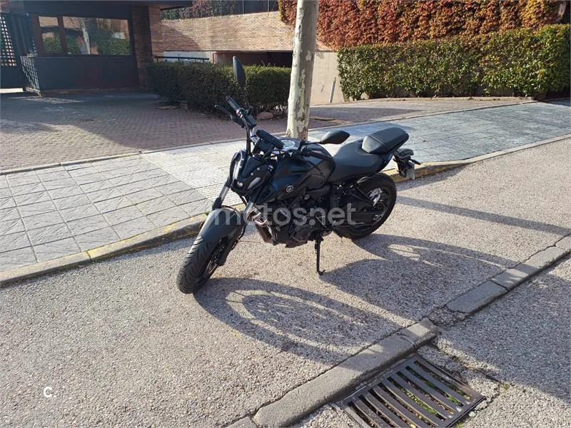 Yamaha MT-07 – Vista 4