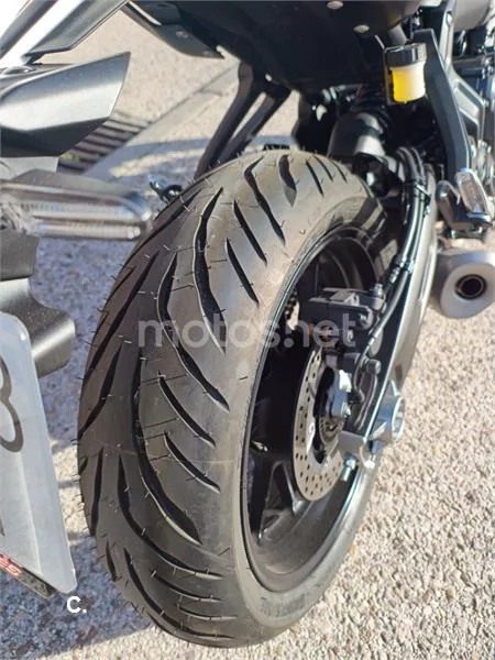 Yamaha MT-07 – Vista 10