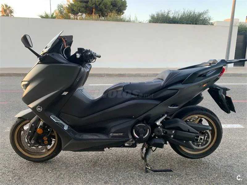 Yamaha TMAX 560 – Vista 5