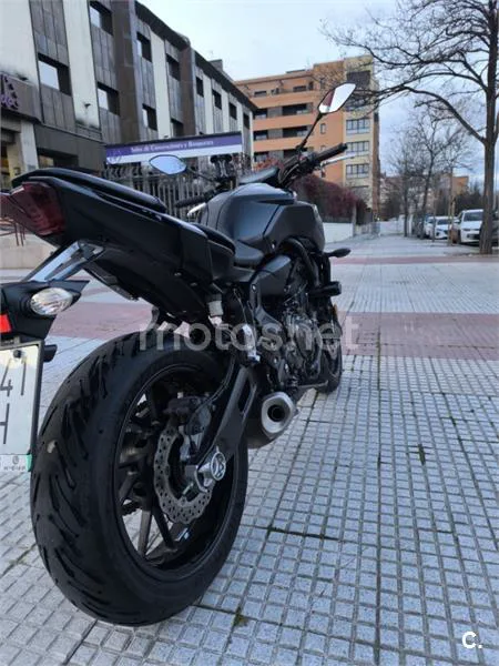 Yamaha MT-07 – Vista 3