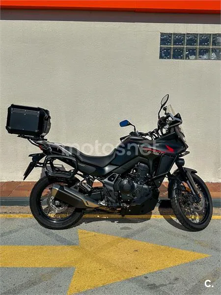 Honda XL 750 Transalp – Vista 4