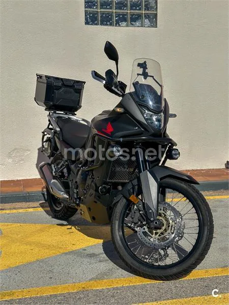 Honda XL 750 Transalp – Vista 8