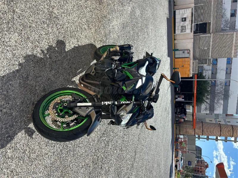 Kawasaki Z900RS – Vista 5