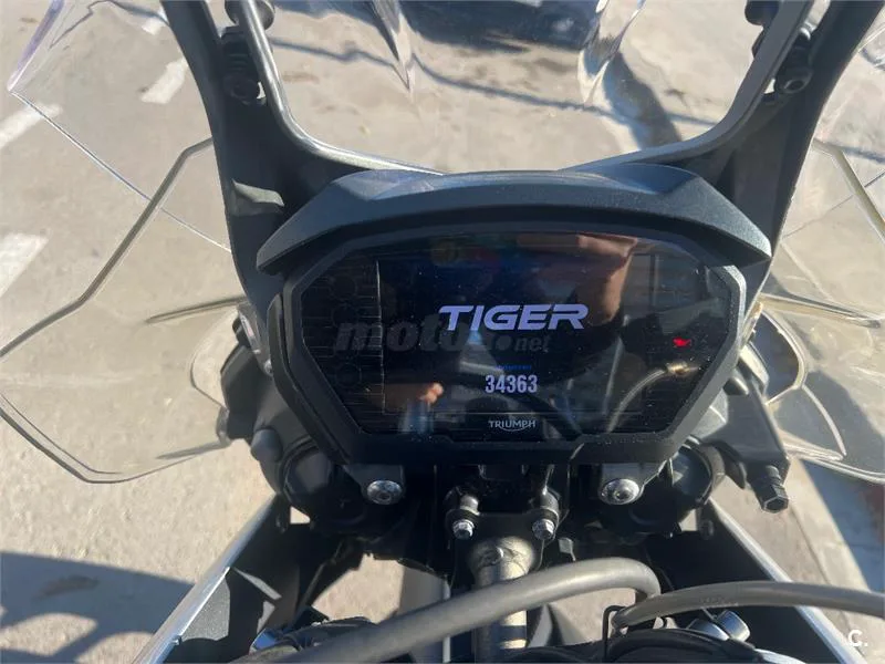 Triumph Tiger 800 XR – Vista 3