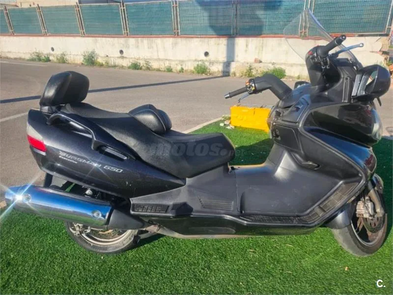 Suzuki Burgman 650 Executive – Vista 3