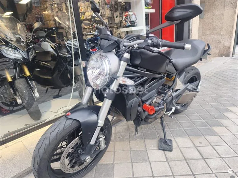 Ducati Monster 821 – Vista 6