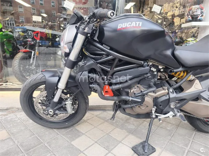 Ducati Monster 821 – Vista 7