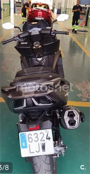 Kymco AK 550 – Vista 5