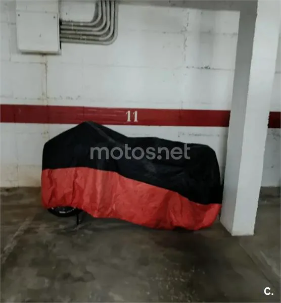 Kymco AK 550 – Vista 8