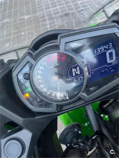 Kawasaki Ninja 400 – Vista 3