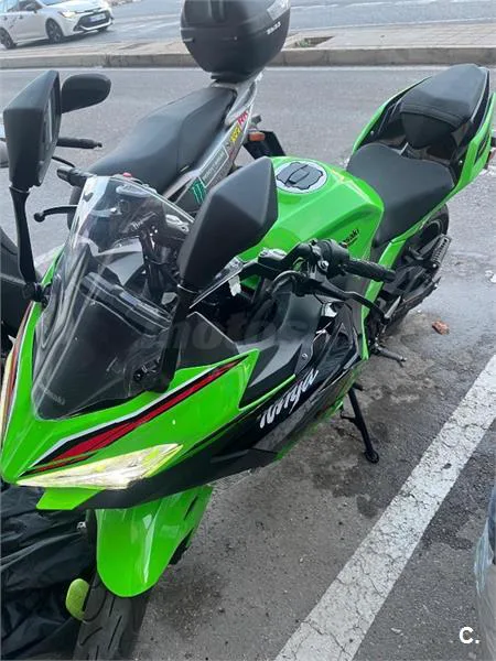 Kawasaki Ninja 400 – Vista 4