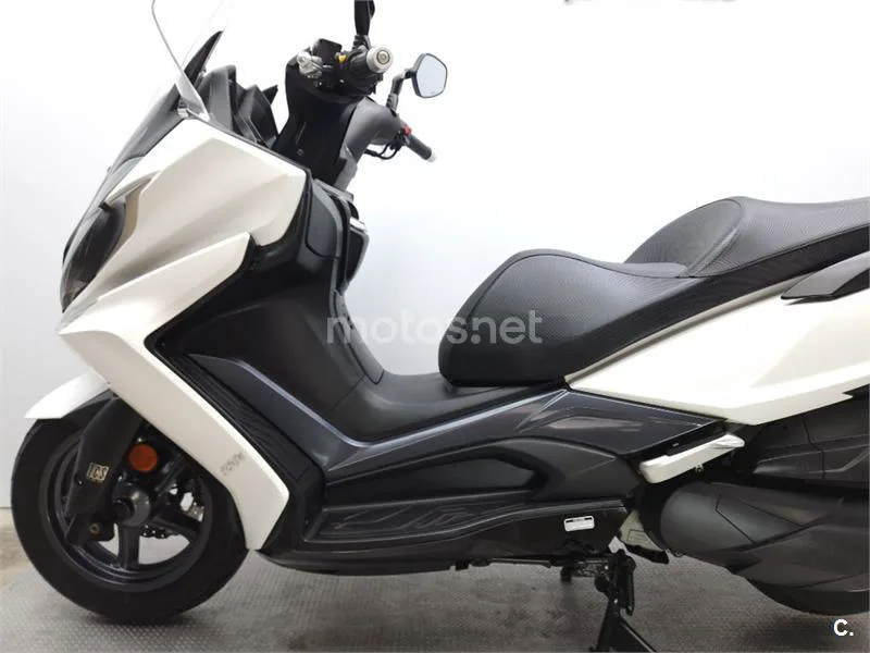 Kymco Super Dink 350 – Vista 18
