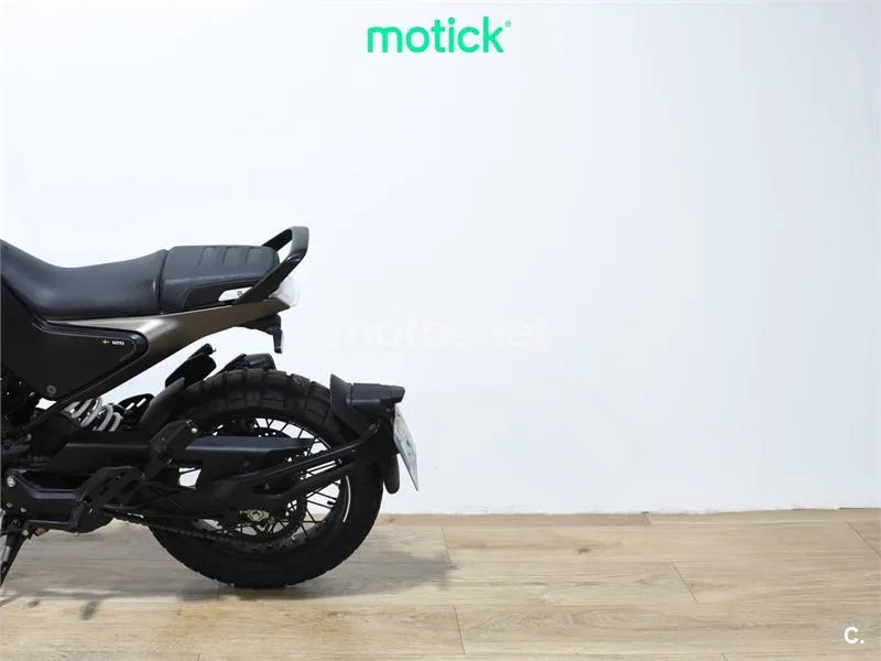 Husqvarna Svartpilen 125 – Vista 9