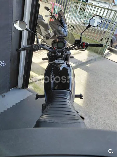 Benelli Leoncino 500 – Vista 12