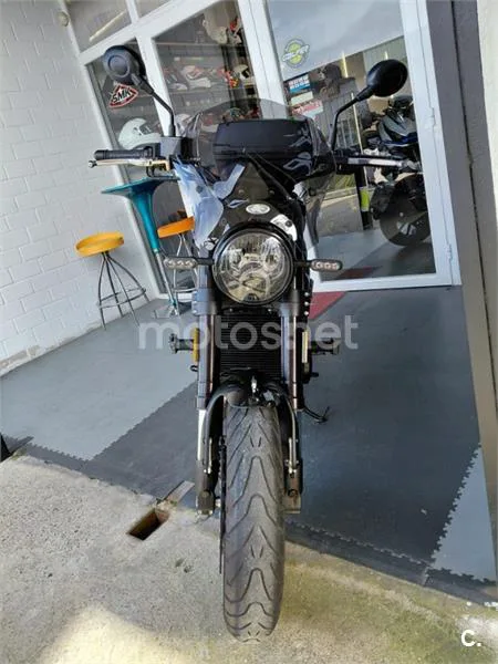 Benelli Leoncino 500 – Vista 15