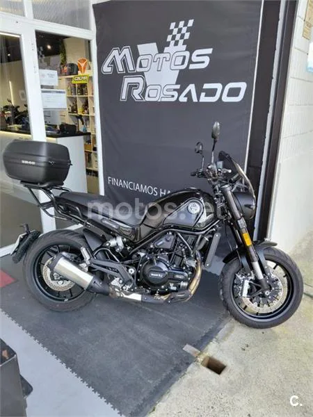 Benelli Leoncino 500 – Vista 3