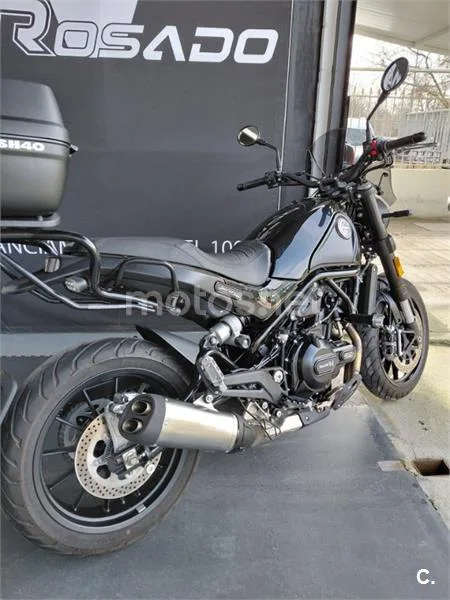 Benelli Leoncino 500 – Vista 4