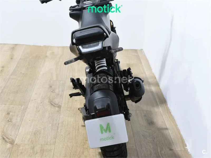 Husqvarna Svartpilen 125 – Vista 6