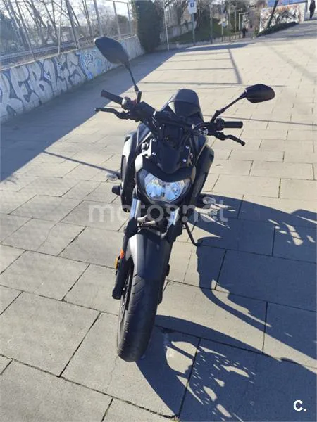 Yamaha MT-07 – Vista 5