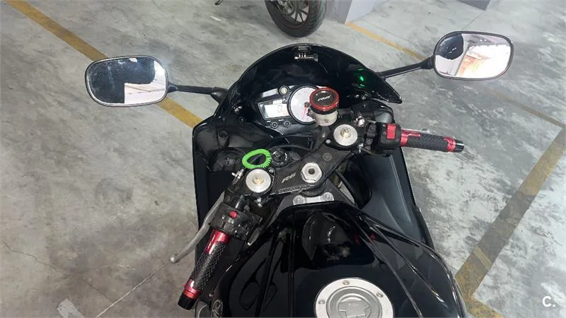 Yamaha R6 – Vista 3