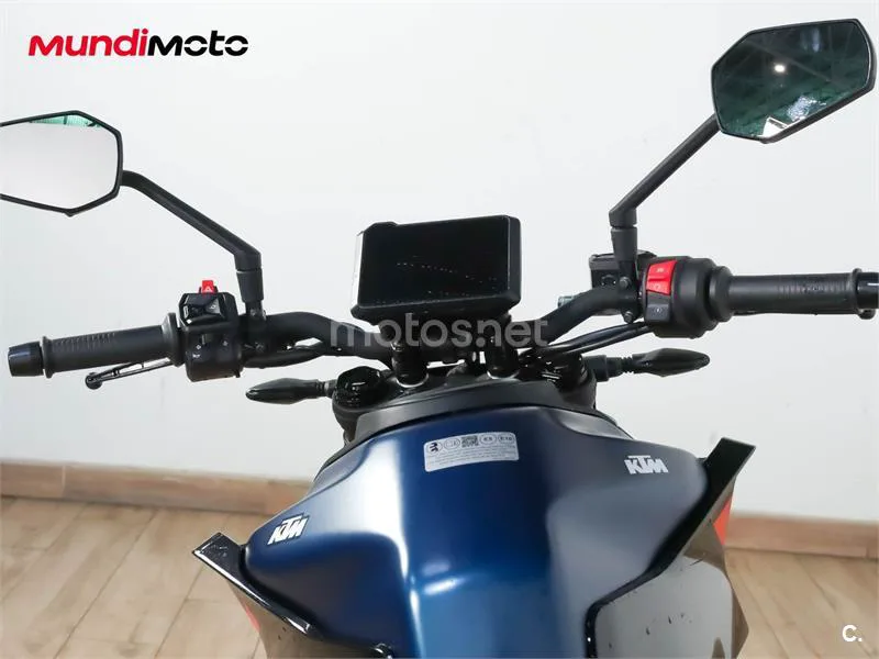 KTM 125 – Vista 11