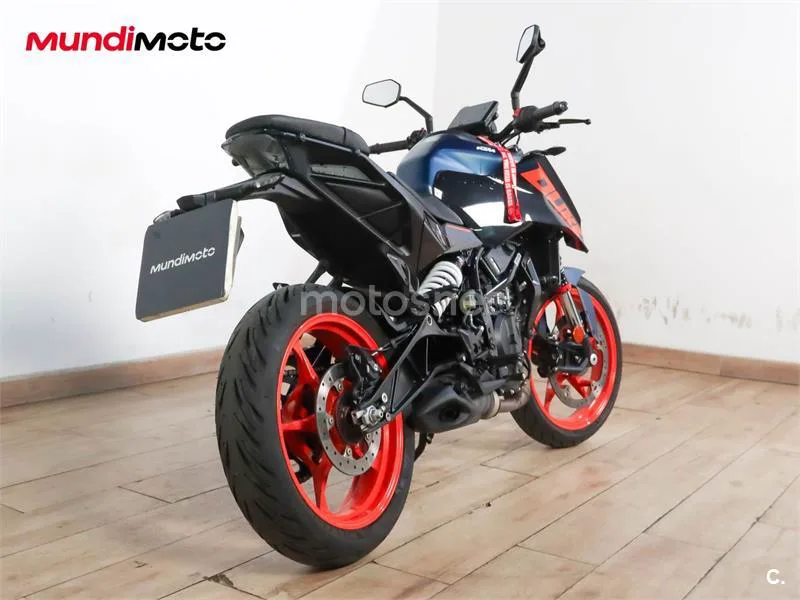 KTM 125 – Vista 3