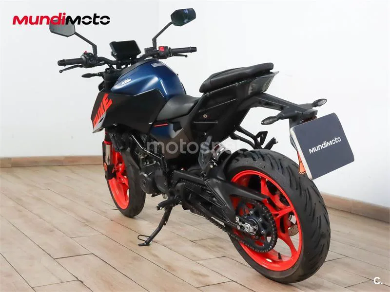 KTM 125 – Vista 8
