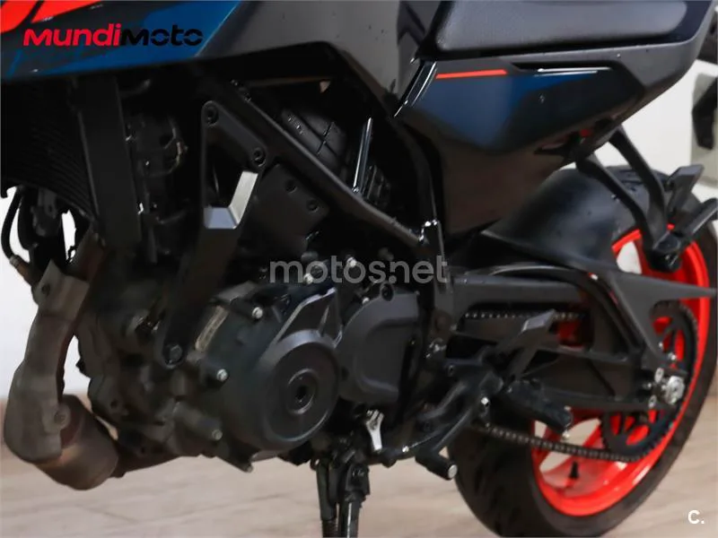 KTM 125 – Vista 10