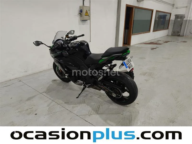 Kawasaki Ninja 1000 SX – Vista 3